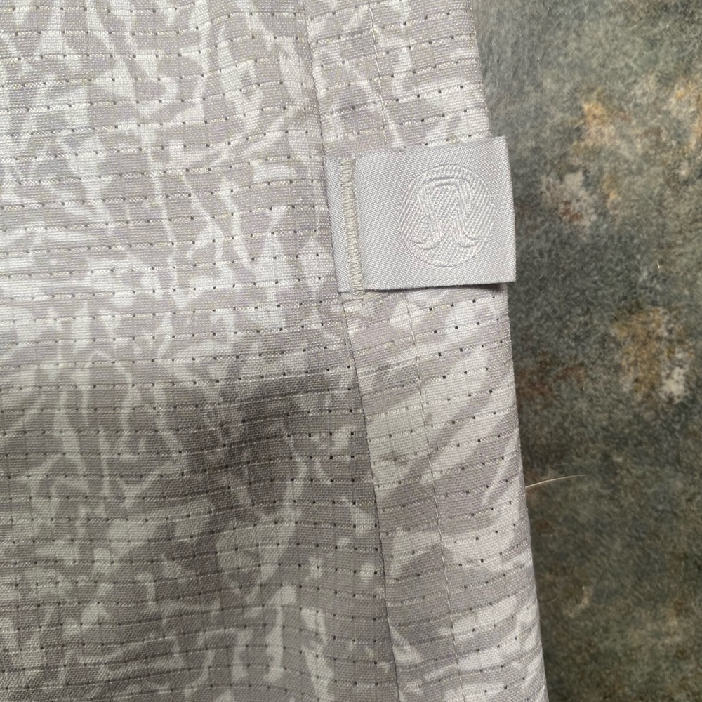 Lululemon Patterned Button-Down Shirt - image 2